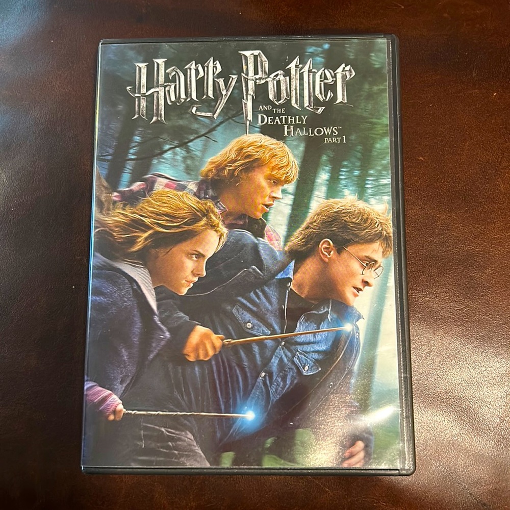 Harry Potter and the deathly hollows part one DVD